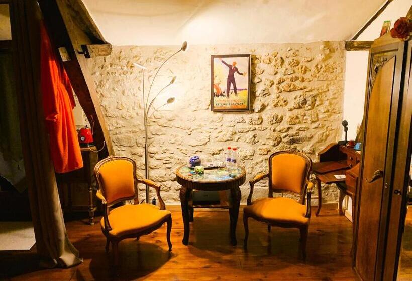 اتاق لوکس با بالکن, Ferme De Tayac   Charme Avec Pool