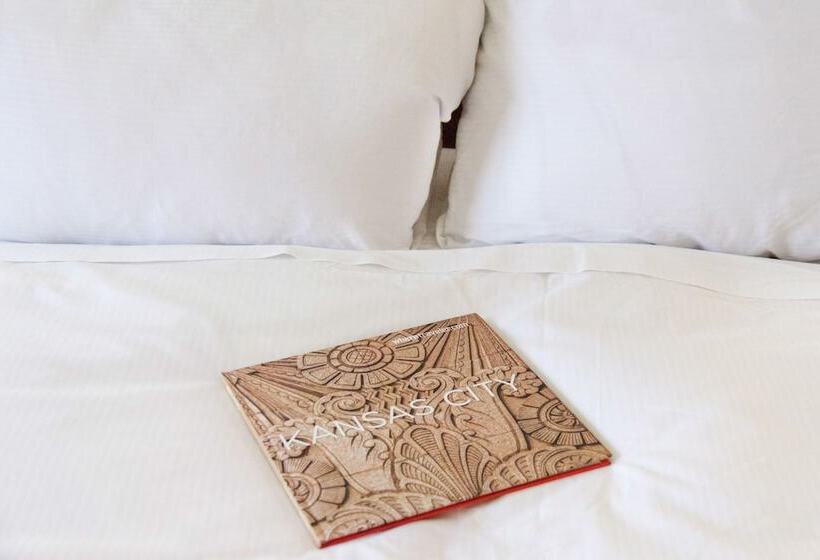 سوییت جونیور, Doubletree By Hilton Kansas City  Overland Park