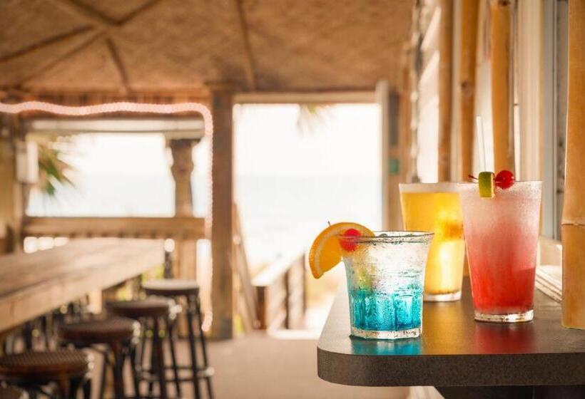 Номер Deluxe Кровать Кинг, Surfside Beach Oceanfront