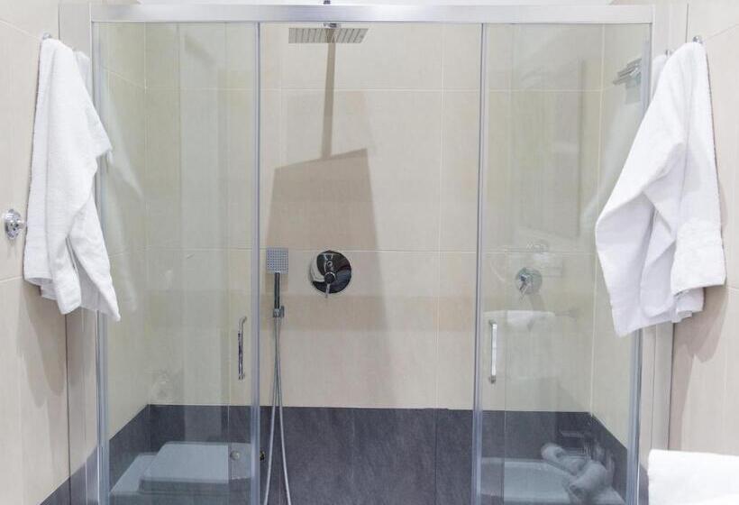 اتاق لوکس, Venustas Roma