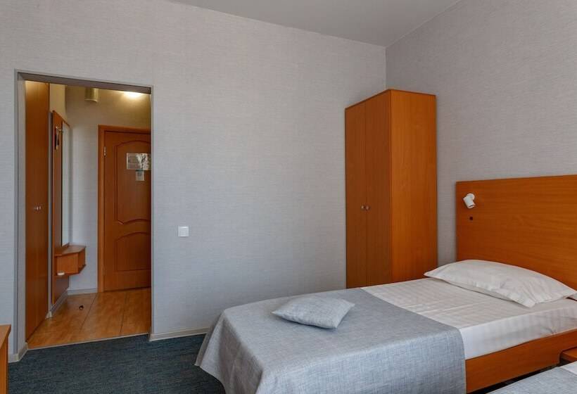 Номер Стандарт, Cronwell Park Nika