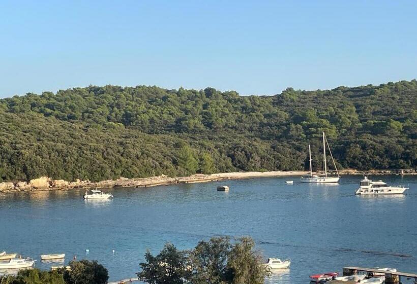 آپارتمان 1 خوابه با بالکن, Bb Ld