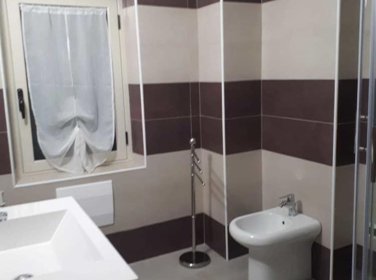 Четырехместный Номер Стандарт, B&b La Collina Dei Poeti