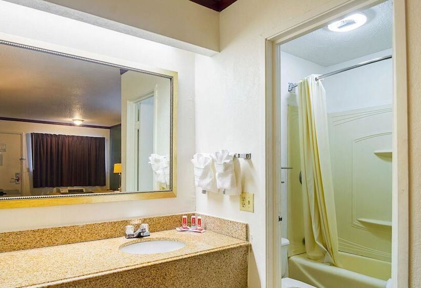 ２ダブルベッドのスタンダードルーム, Econo Lodge