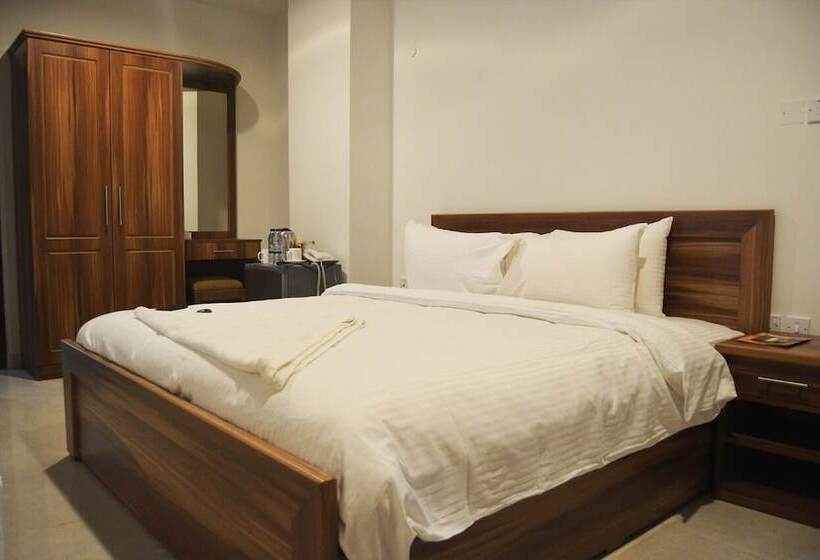 سوییت جونیور, Baiti Furnished Apartments