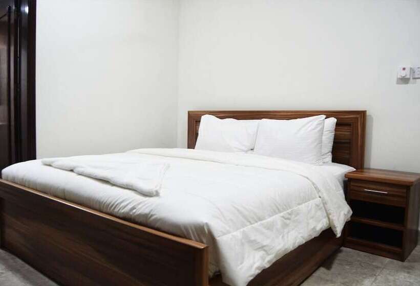 سوییت جونیور, Baiti Furnished Apartments