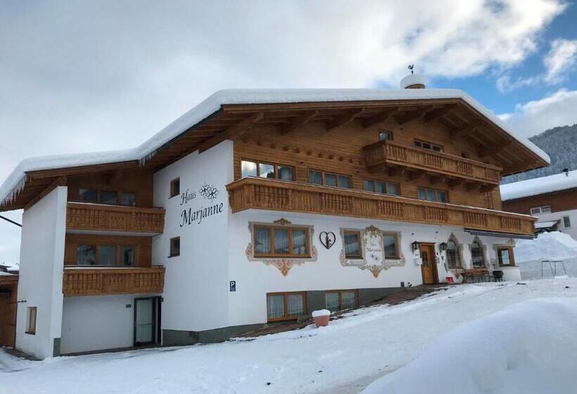 Апартаменты 1 Спальня, Haus Marjanne