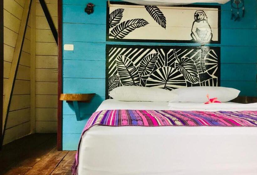 کلبه ییلاقی, Hostal Doble Vista