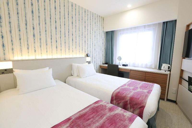 اتاق لوکس سه تخته, Larimar Hotel & Resort