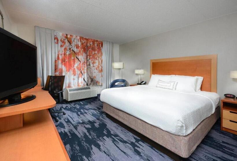 带大床的标准间, Fairfield Inn & Suites By Marriott Charlottesville North
