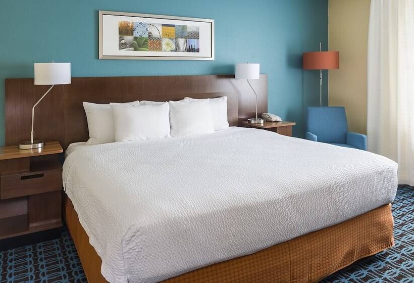 行政套房, Fairfield Inn & Suites Oshkosh