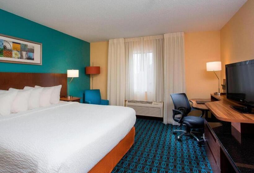 带大床的标准间, Fairfield Inn & Suites Oshkosh