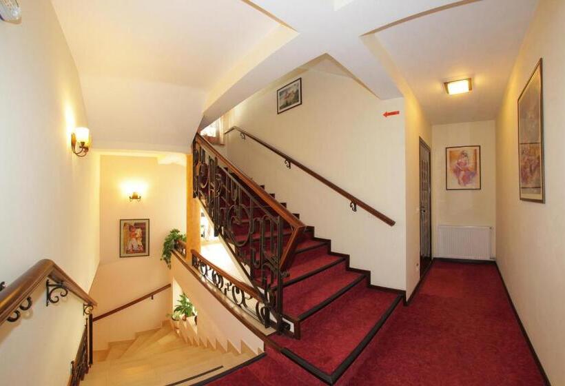 اتاق لوکس چهار تخته, Victoria