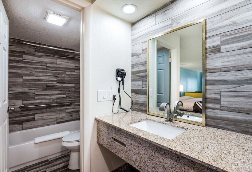 Люкс, Baymont By Wyndham Orlando Downtown