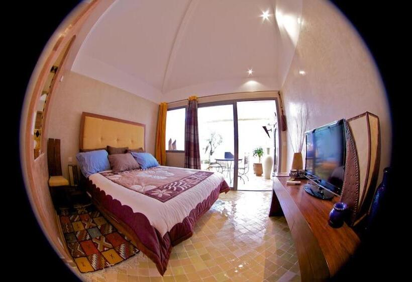 سوییت با چشم‌انداز باغ, B&b Les 4 Mondes