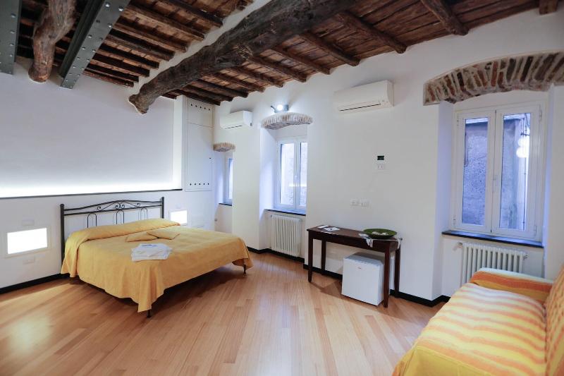 Quarto Economy, Scorci Di Mare