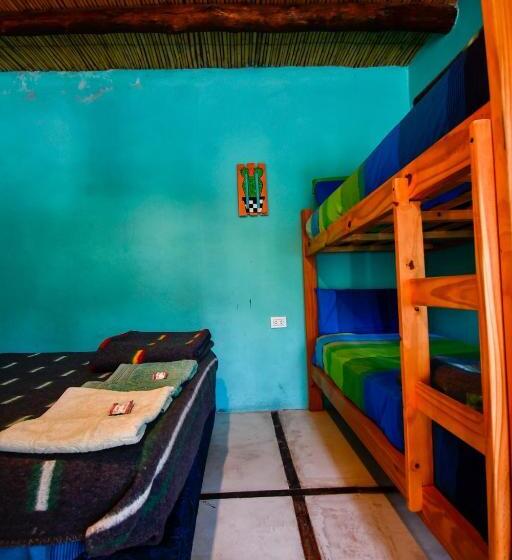 Четырехместный Номер Стандарт, Tilcara Rustica Hostel