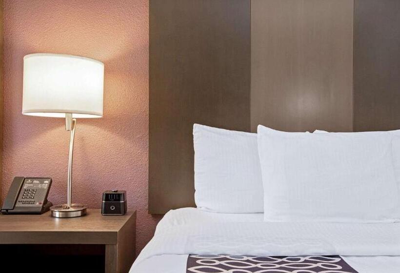 장애인을 위한 스탠다드 룸, La Quinta By Wyndham Fayetteville