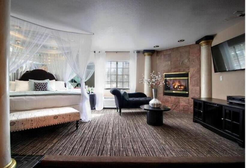 Suite, Postmarc Hotel And Spa Suites