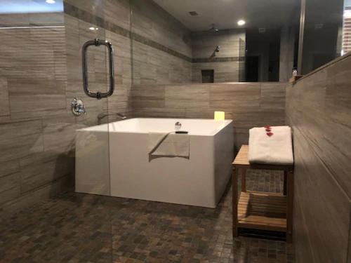 Standaardkamer met Kingsize Bed, Postmarc Hotel And Spa Suites