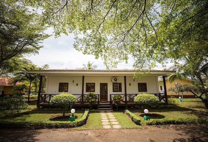 بنگله خانوادگی, Praia Accommodation
