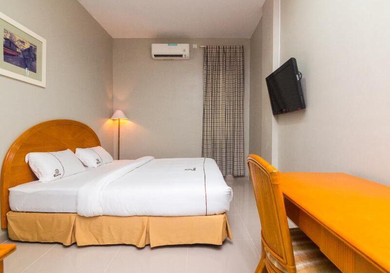 Quarto Deluxe, Capital O 1867 Kara Guest House