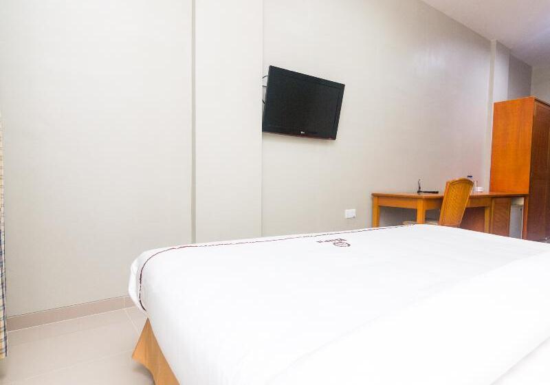 Номер Deluxe, Capital O 1867 Kara Guest House