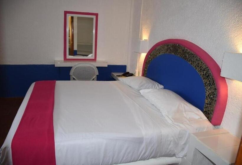 スタンダードシングルルーム, Pachuca Inn