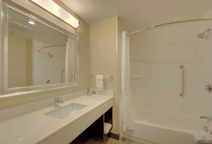Номер Стандарт, Best Western Hampshire Inn & Suites
