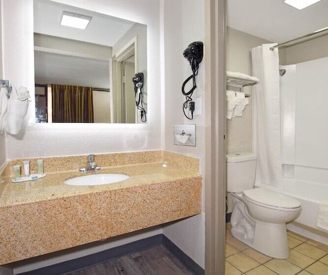 Standard-huone 2 Parivuodetta, Days Inn By Wyndham Midland