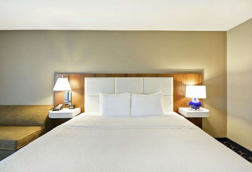 Номер Стандарт, Hampton Inn Auburn