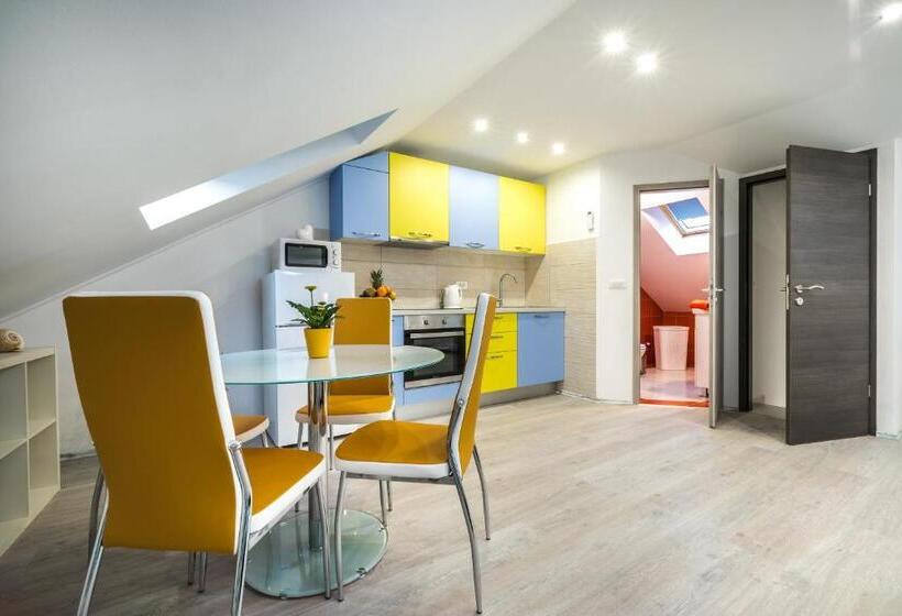 استودیوی استاندارد, Apartments Sunshine Home