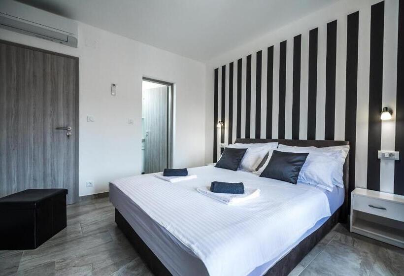 اتاق استاندارد با بالکن, Apartments Sunshine Home