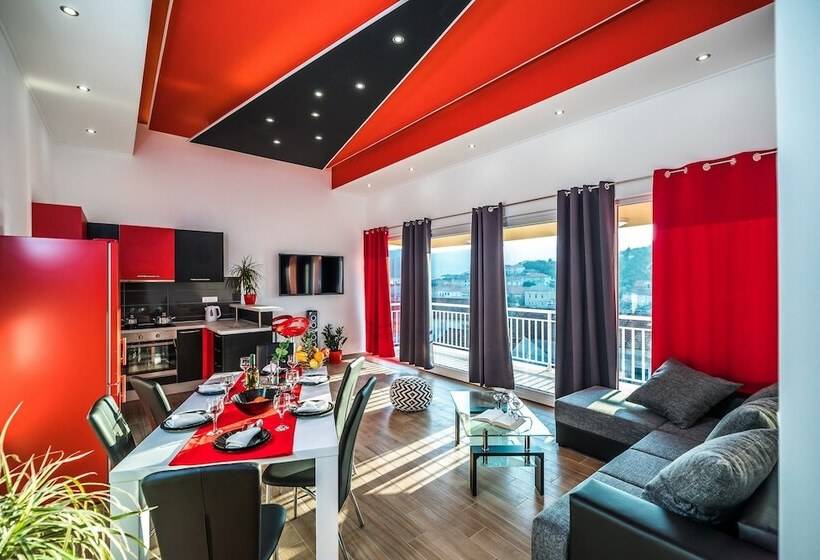 آپارتمان 2 خوابه با چشم‌انداز دریا, Apartments Sunshine Home