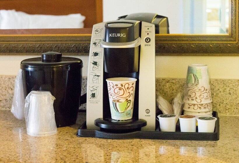 Номер Стандарт Двуспальная Кровать, Holiday Inn Port St. Lucie, An Ihg