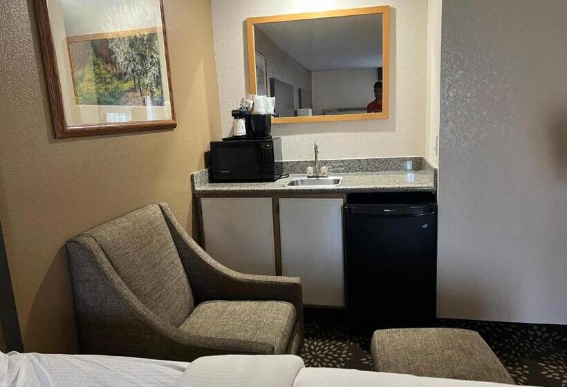 스위트 킹사이즈 침대, Clarion Pointe Wenatchee