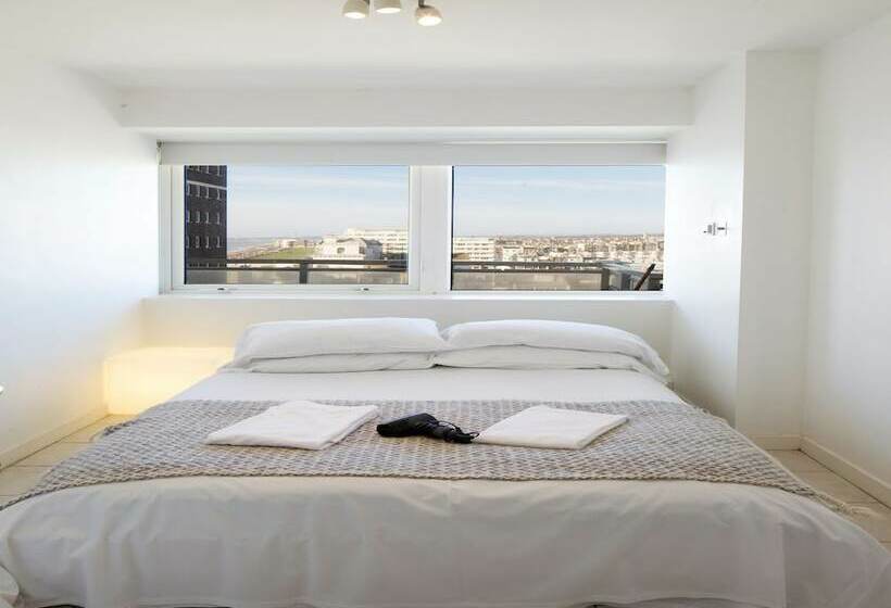 带两个卧室的顶楼公寓, Stay In The Heart Of.. Brighton