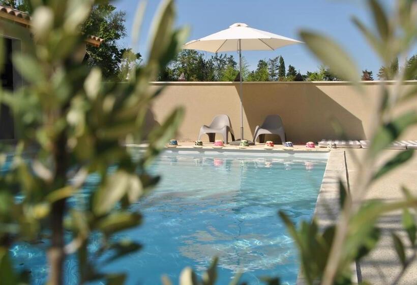 آپارتمان 1 خوابه, Des Roulottes En Provence