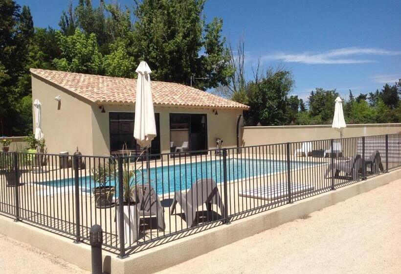 اتاق استاندارد, Des Roulottes En Provence