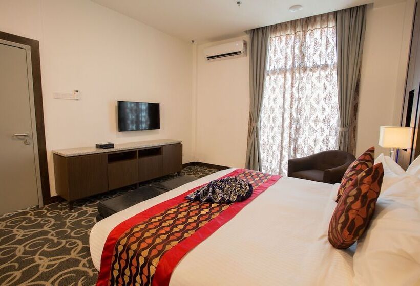 سوییت, Adya Hotel Chenang