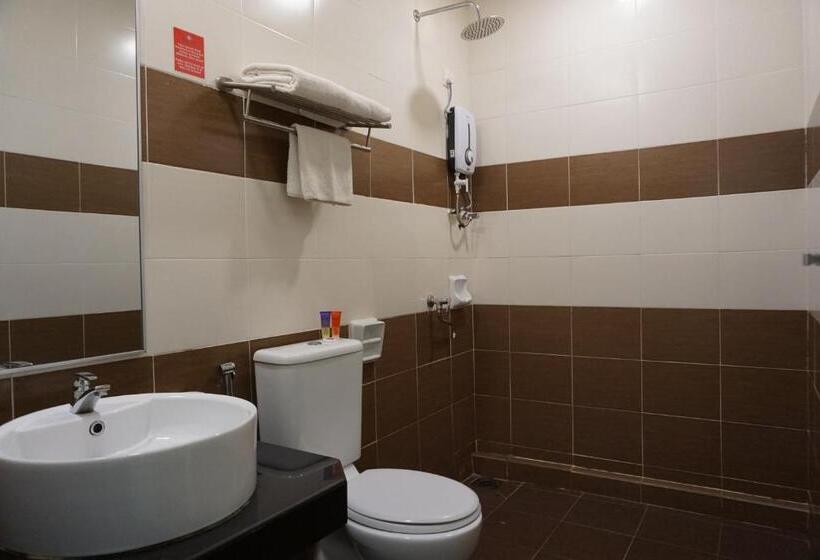 سوییت, Adya Hotel Chenang