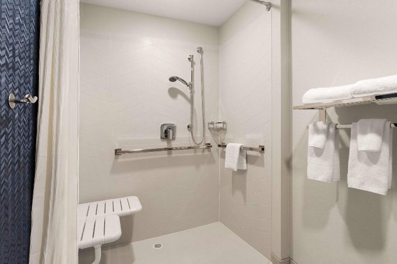带大床的标准间, Holiday Inn Express Seattle City Center