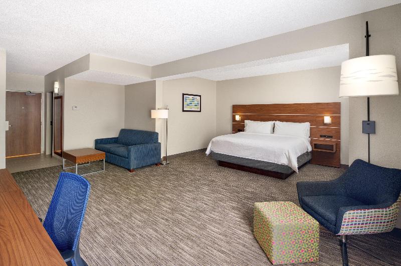 Студио Стандарт Кровать Кинг, Holiday Inn Express Statesboro, An Ihg