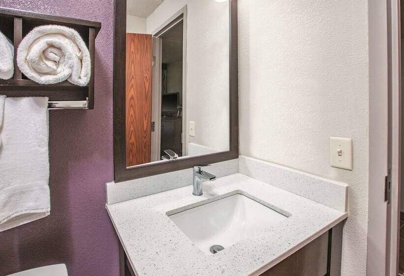 Номер Deluxe, La Quinta By Wyndham Sturbridge