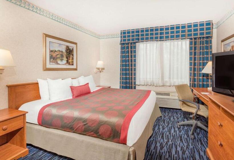 Номер Стандарт Адаптированный для Инвалидов, Ramada By Wyndham Kent Seattle Area
