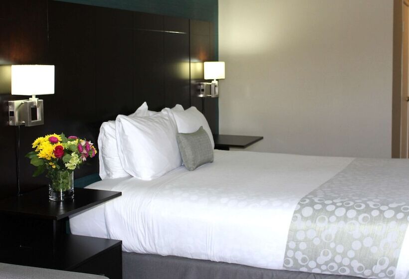 스탠다드 룸 더블 침대, Best Western Plus La Mesa San Diego