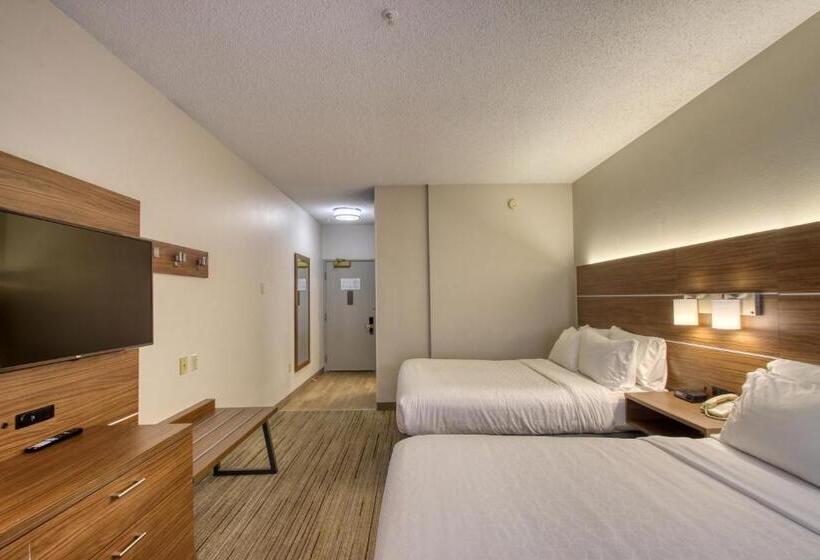 Номер Стандарт, Holiday Inn Express Hotel & Suites Oshkosh   State Route 41, An Ihg
