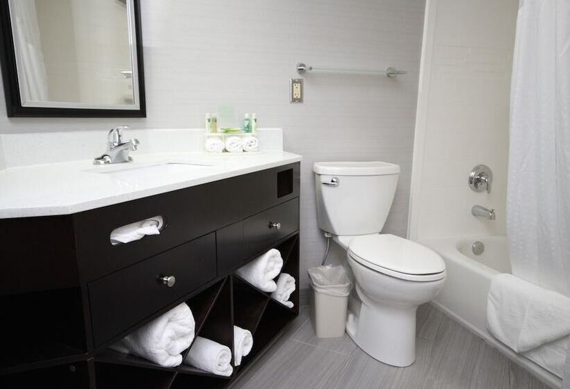 Номер Стандарт, Holiday Inn Express Janesville I 90 & Us Highway 14, An Ihg