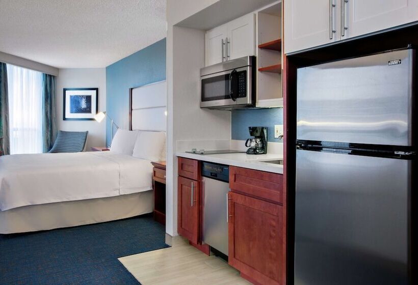带大床的标准工作室, Homewood Suites By Hilton Seattle Downtown