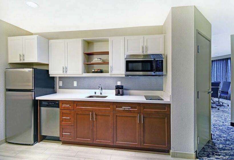 带大床的套房, Homewood Suites By Hilton Seattle Downtown